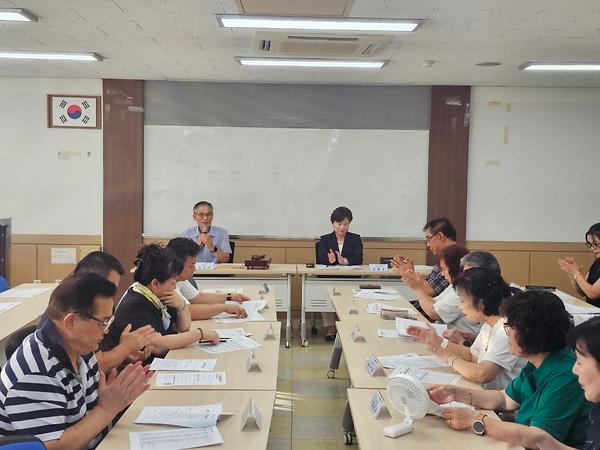 2026년 8월 논현2동 주민자치회 정례회의 개최	 사진