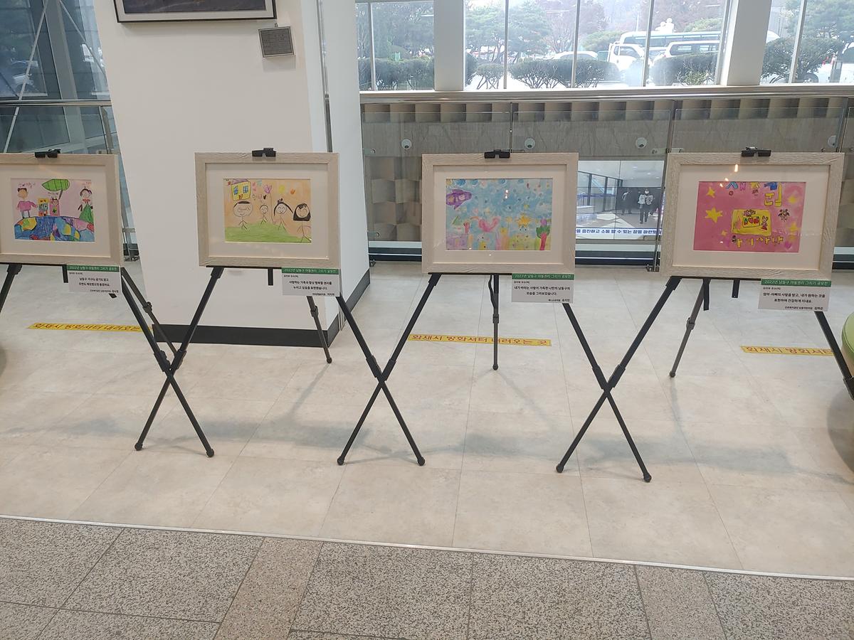 전시회_사진2.jpg 이미지
