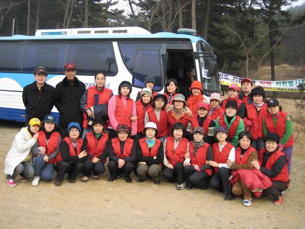 구월2동 통장자율회 태안 찾아 봉사활동 전개 사진