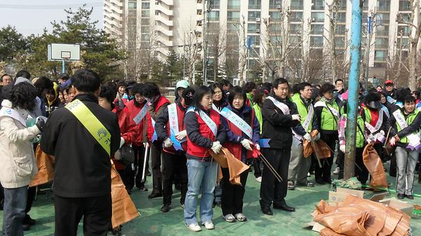 2010년 봄철 국토대청결 운동 사진