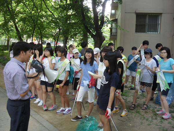 기초질서지키기 자원봉사학생 환경정비활동(8.13) 사진