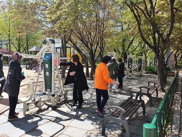 만수4동 비누꽃 사랑나무 방역활동 사진
