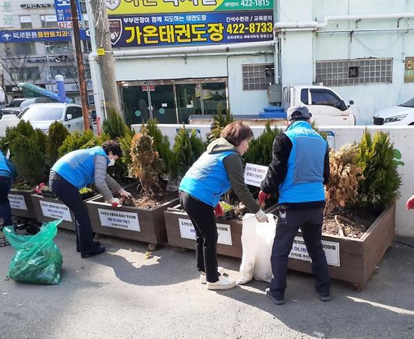 간석2동, 봄맞이 환경정비 및 초화 식재 사진