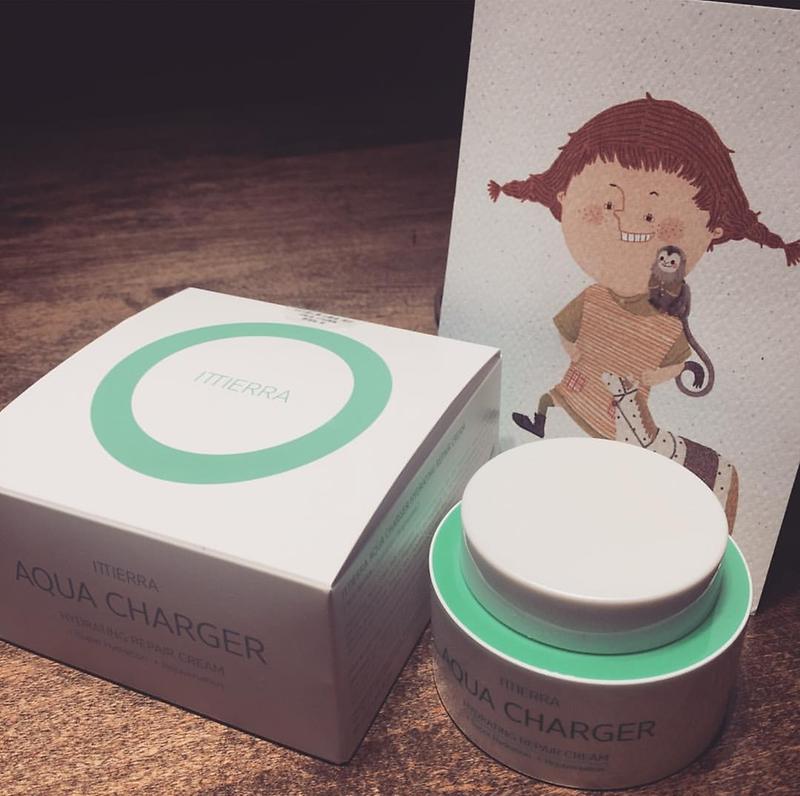 AQUA CHARGER repair cream 아쿠아 차저 재생크림 제품의 2번째 사진 썸네일
